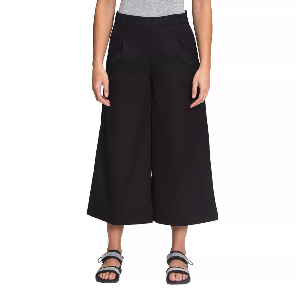 The North Face Standard Wide Leg Cropped Pant